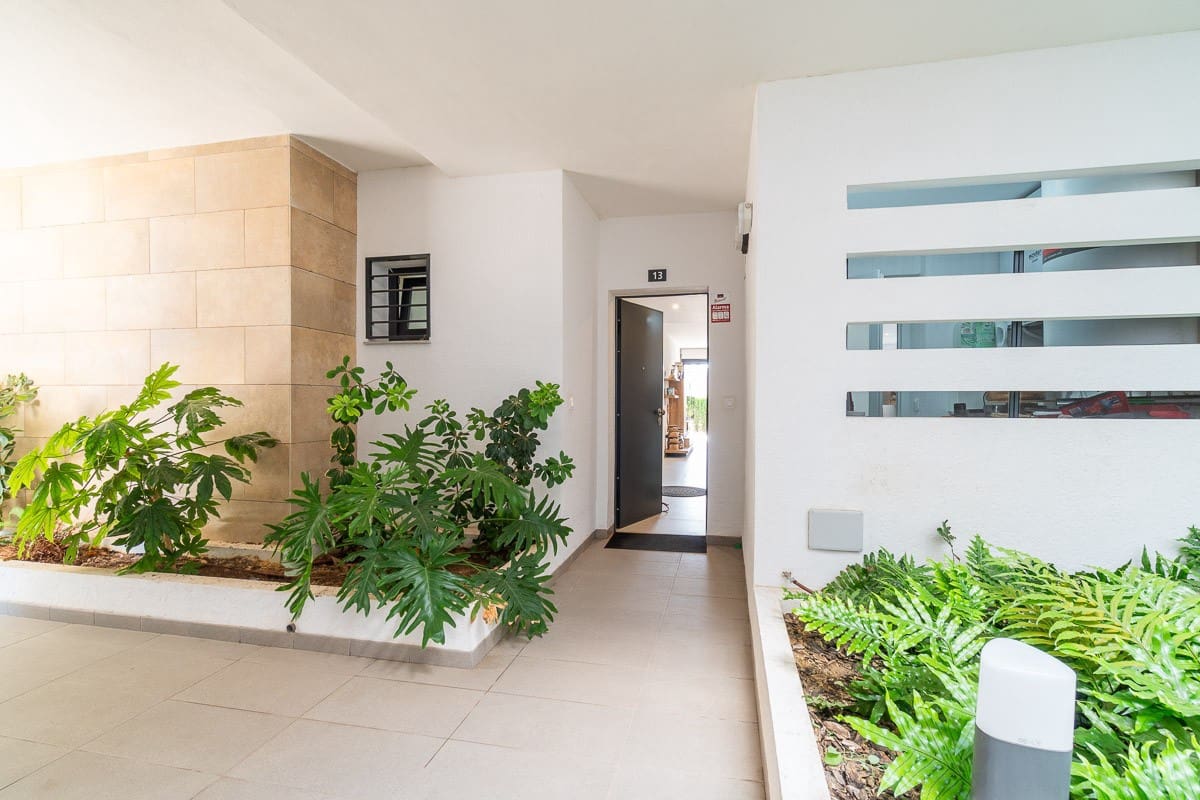 3 soverom Leilighet til salgs i Playa Flamenca med svømmebasseng garasje - € 450 000 (Ref: 10067257)