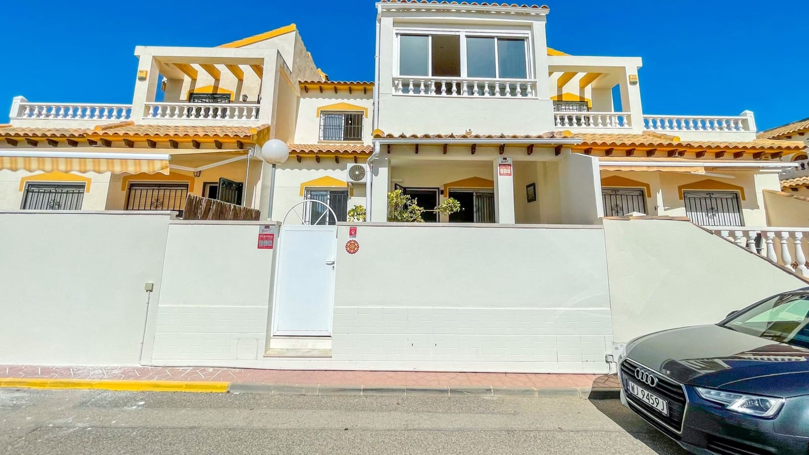 3 soverom Hus til salgs i Orihuela Costa med svømmebasseng - € 268 800 (Ref: 10067267)