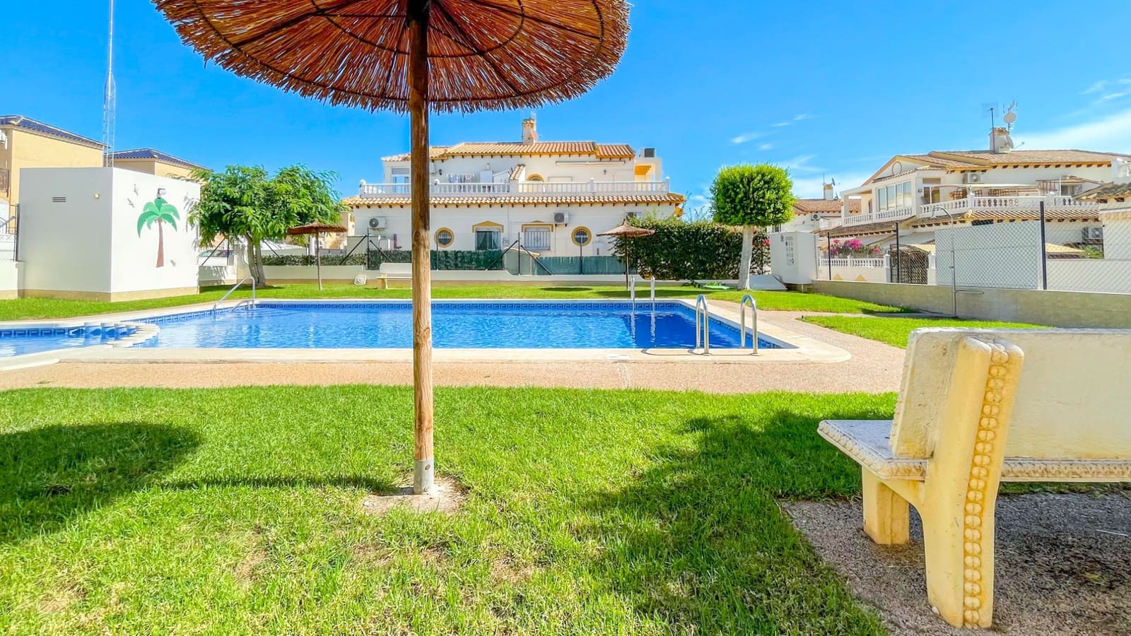 3 soverom Hus til salgs i Orihuela Costa med svømmebasseng - € 268 800 (Ref: 10067267)