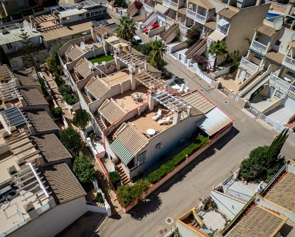 2 quarto Casa em Banda para venda em Villamartin, Orihuela com piscina garagem - 145 000 € (Ref: 10070430)