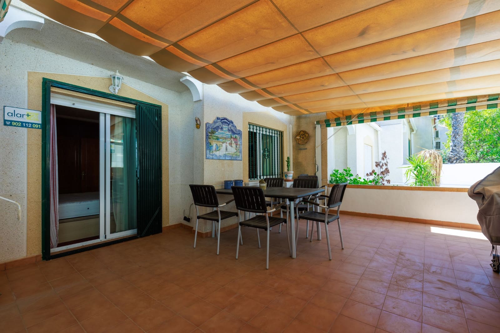 2 quarto Casa em Banda para venda em Villamartin com piscina garagem - 145 000 € (Ref: 10070430)