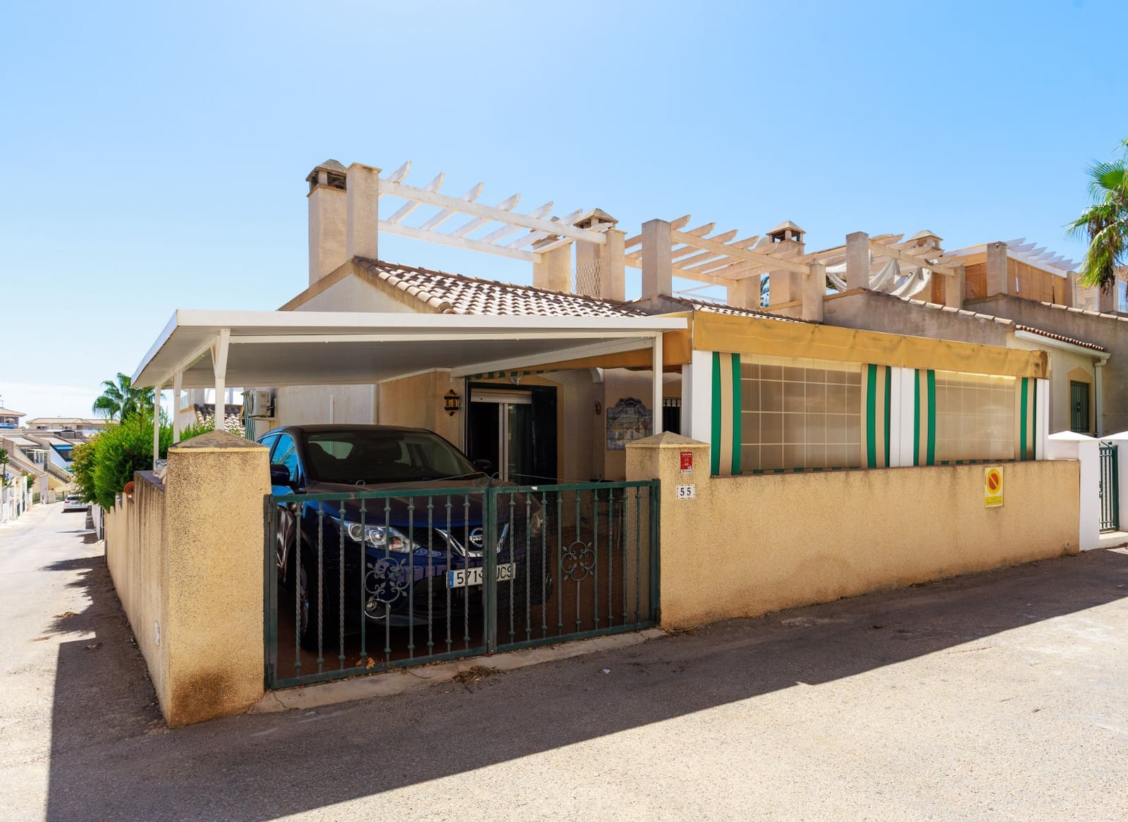 2 quarto Casa em Banda para venda em Villamartin com piscina garagem - 145 000 € (Ref: 10070430)