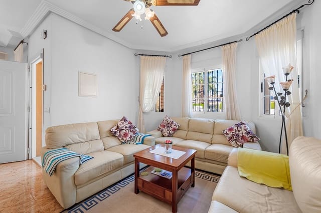 3 Zimmer Villa zu verkaufen in El Raso, Guardamar del Segura mit Pool Garage - 290.000 € (Ref: 10070434)
