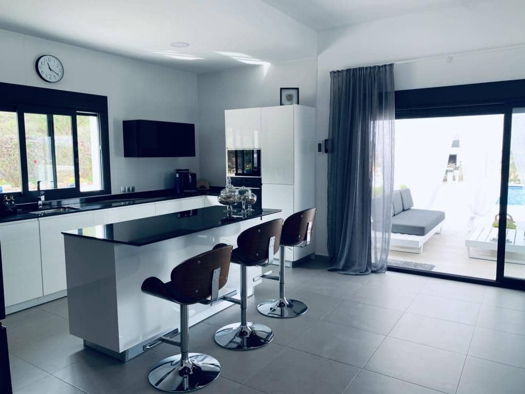 3 soveværelse Villa til salg i Canada de la Lena med swimmingpool garage - € 360.000 (Ref: 10075441)