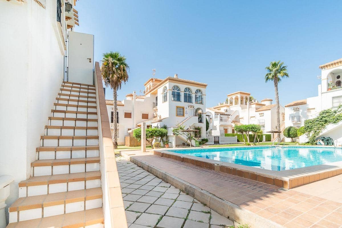 Apartamento de 2 habitaciones en Playa Flamenca en venta con piscina - 239.000 € (Ref: 10077748)