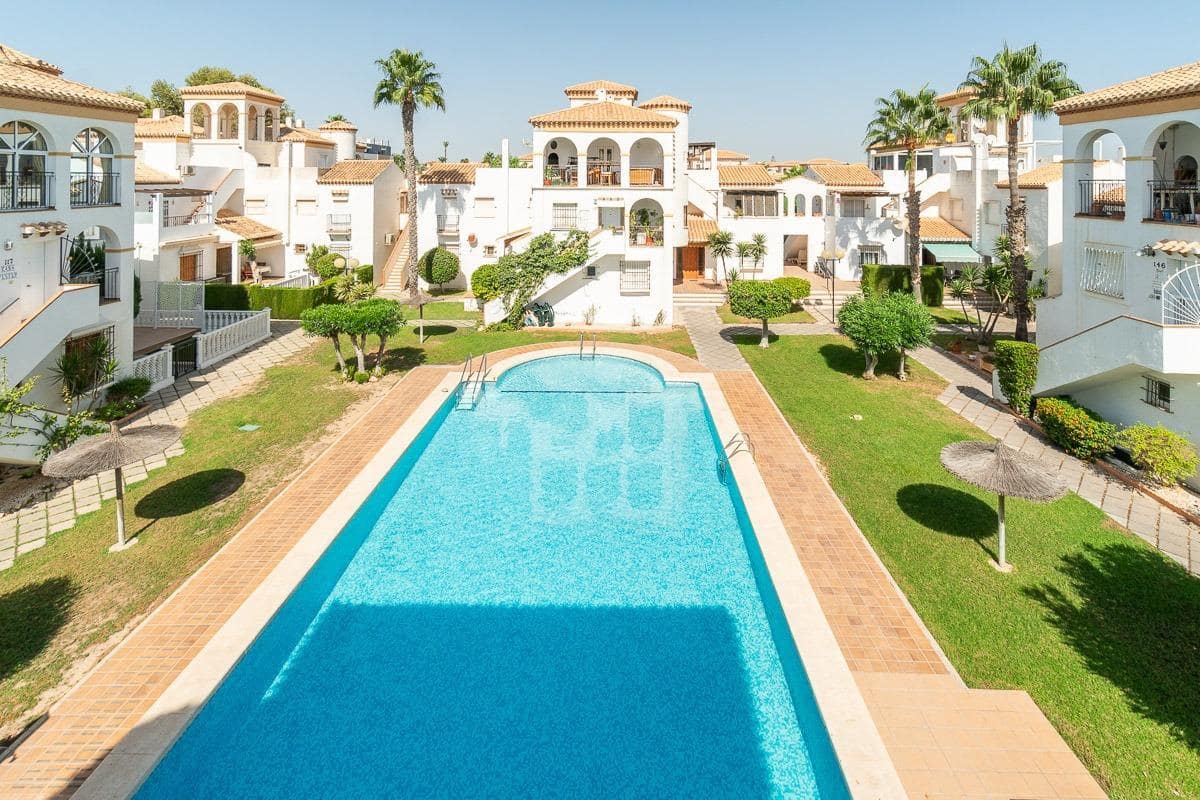 Apartamento de 2 habitaciones en Playa Flamenca en venta con piscina - 239.000 € (Ref: 10077748)