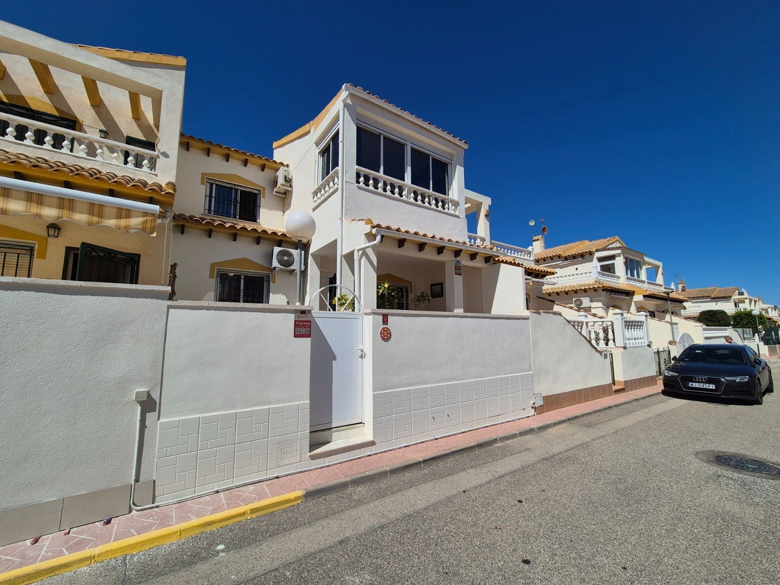 3 chambre Maison de Ville à vendre à La Florida avec piscine - 268 800 € (Ref: 10080582)
