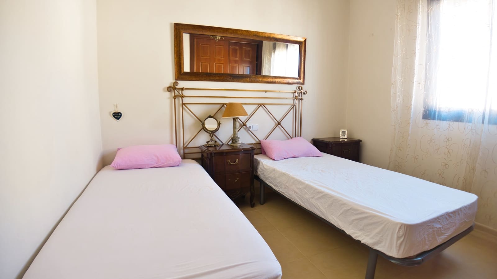 2 bedroom Townhouse for sale in Dona Pepa with pool garage - € 185,000 (Ref: 10080583)