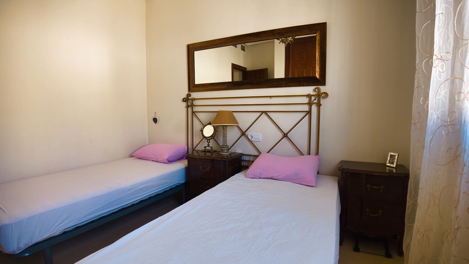 2 bedroom Townhouse for sale in Dona Pepa with pool garage - € 185,000 (Ref: 10080583)