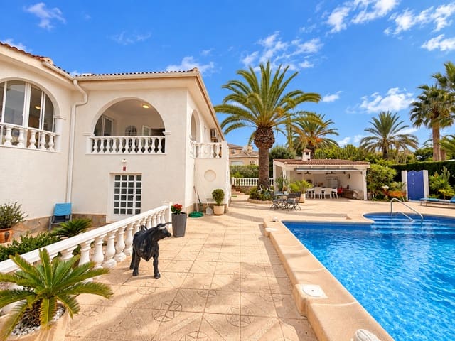 Chalet de 5 habitaciones en Ciudad Quesada, Rojales en venta con piscina garaje - 770.000 € (Ref: 10085713)