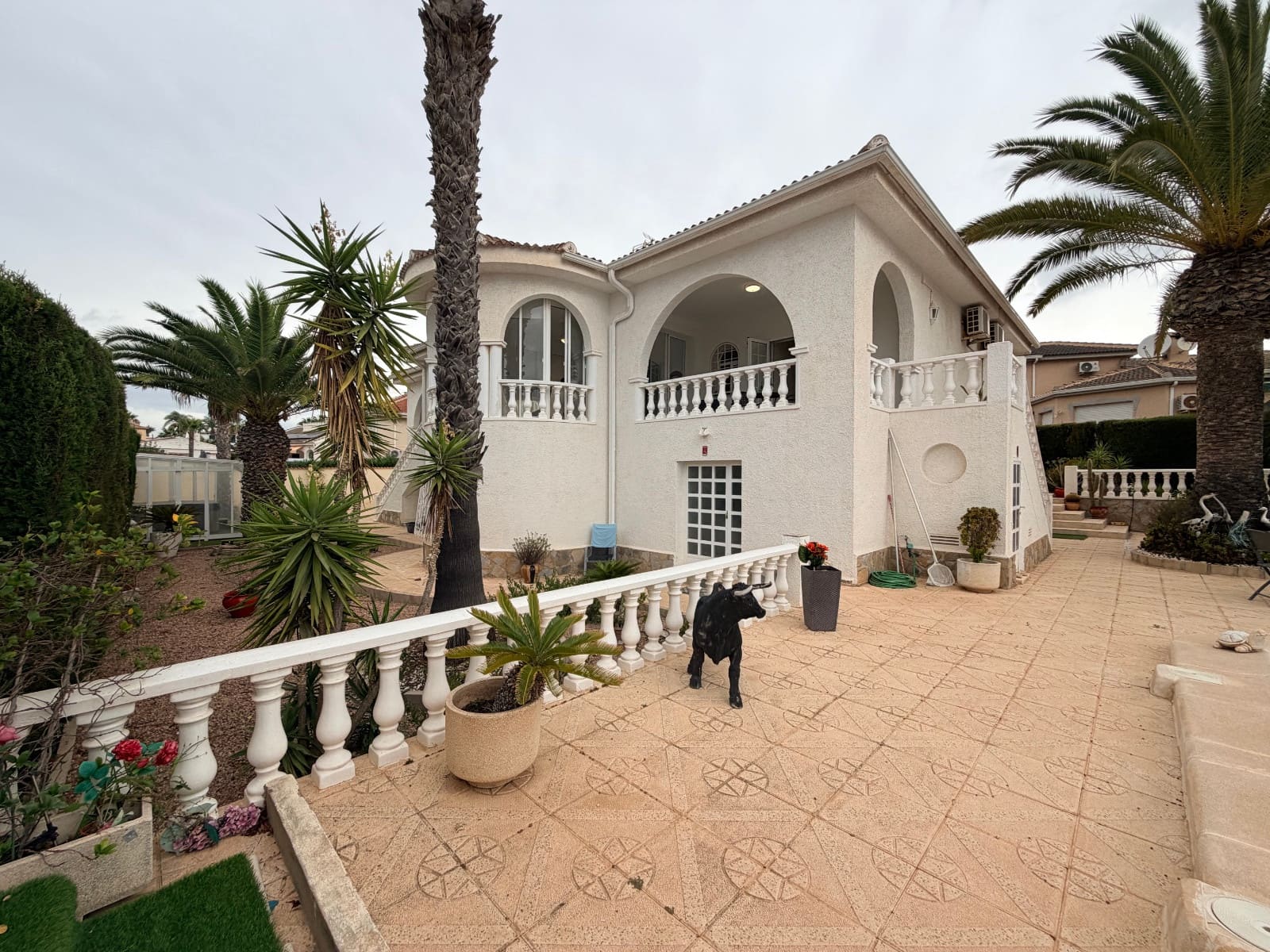 Chalet de 5 habitaciones en Ciudad Quesada en venta con piscina garaje - 770.000 € (Ref: 10085713)