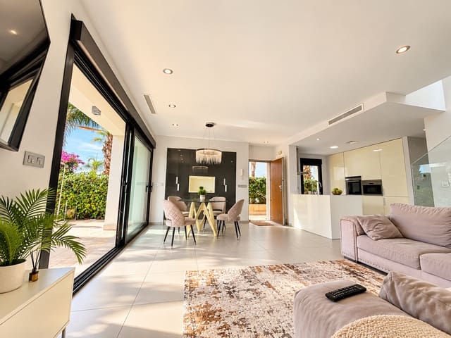 3 soverom Villa til salgs i Ciudad Quesada, Rojales med svømmebasseng garasje - € 459 000 (Ref: 10089137)