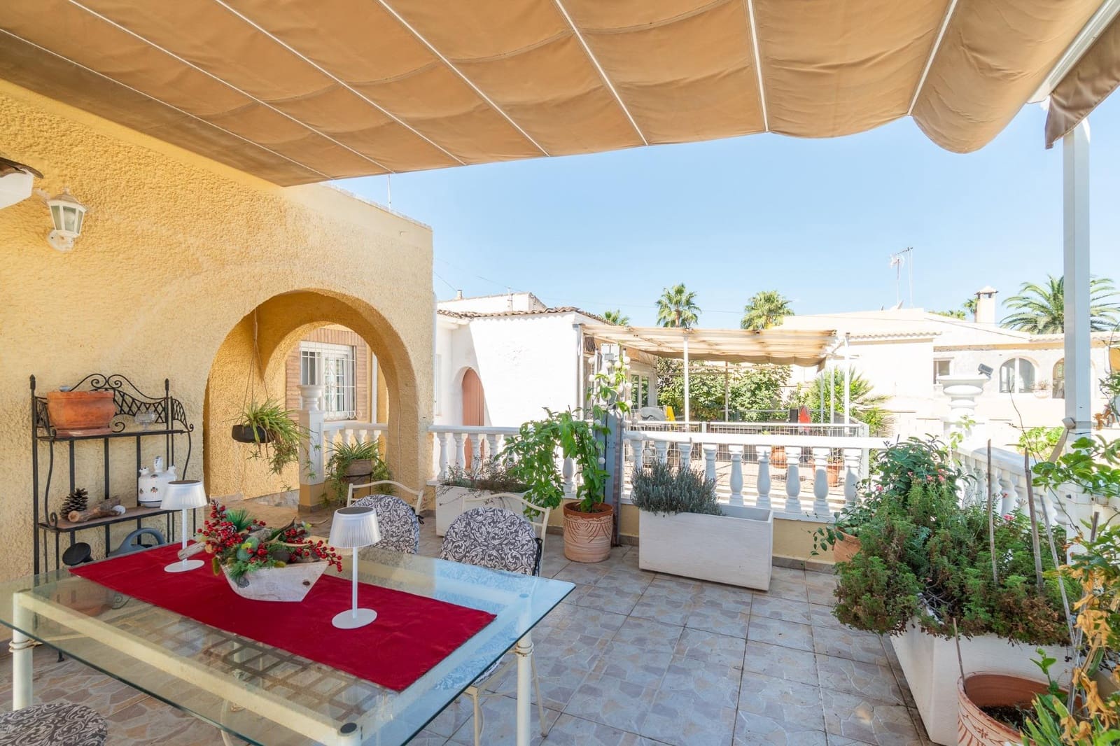 4 quarto Moradia para venda em Los Balcones com piscina garagem - 369 000 € (Ref: 10097589)