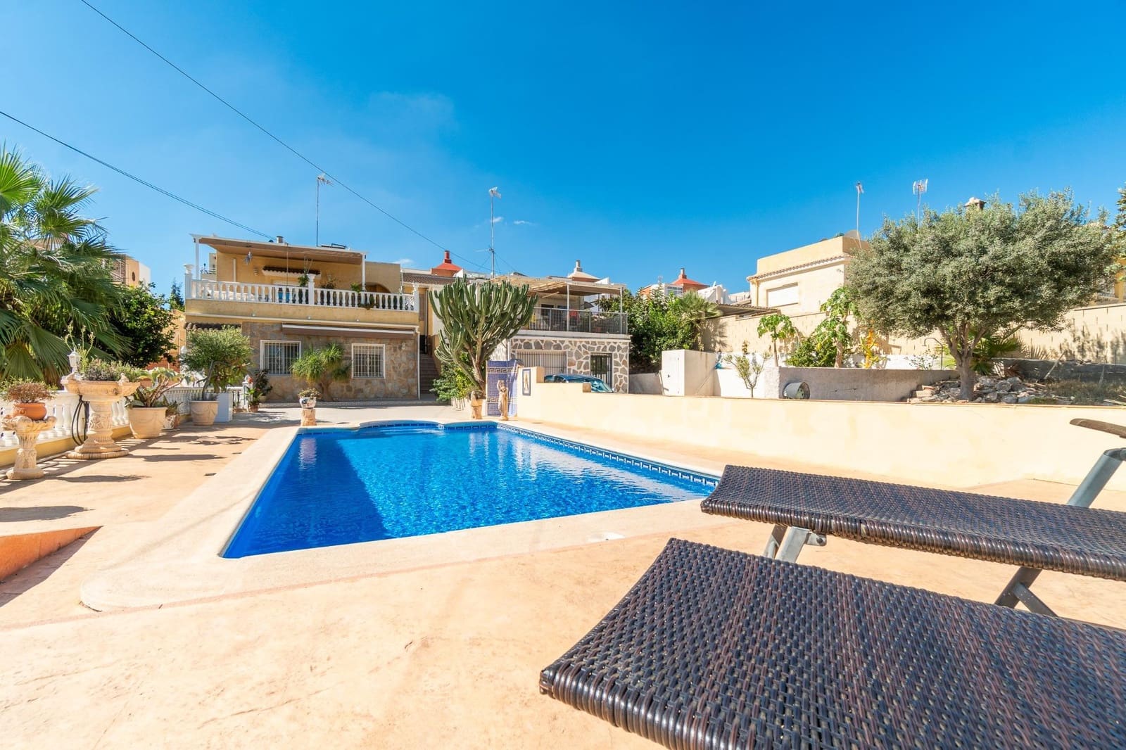 4 quarto Moradia para venda em Los Balcones com piscina garagem - 369 000 € (Ref: 10097589)