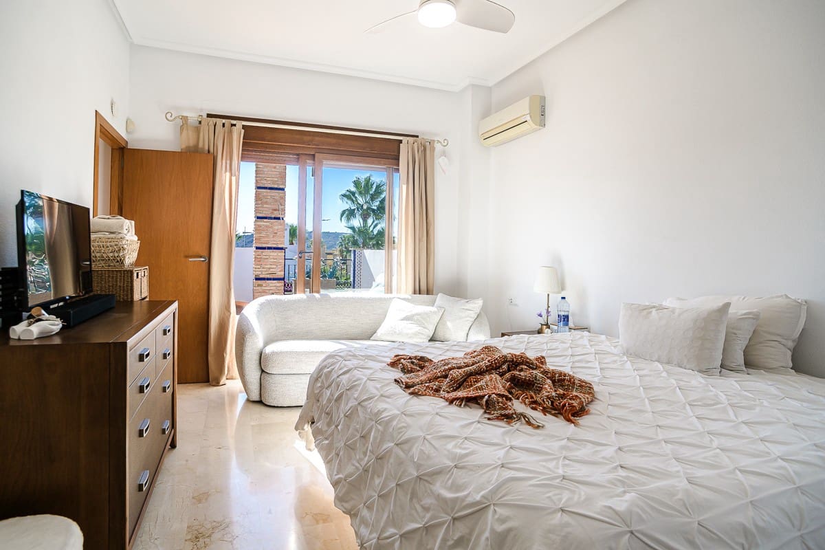 Pareado de 3 habitaciones en Algorfa en venta con piscina - 389.000 € (Ref: 10099795)