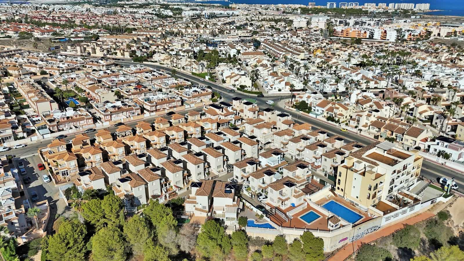 3 sovrum Villa till salu i Playa Flamenca med pool garage - 259 950 € (Ref: 10101922)
