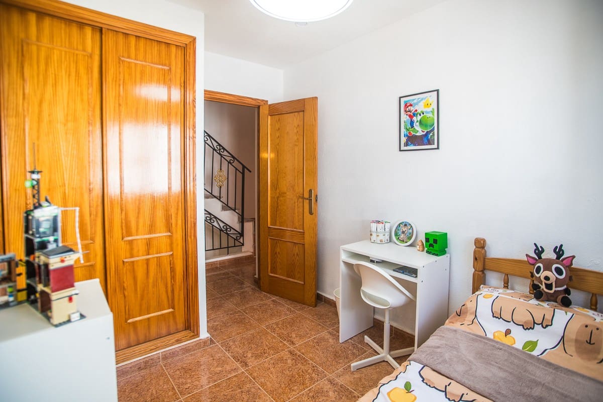 3 chambre Maison de Ville à vendre à Vistabella avec piscine garage - 215 000 € (Ref: 10110933)