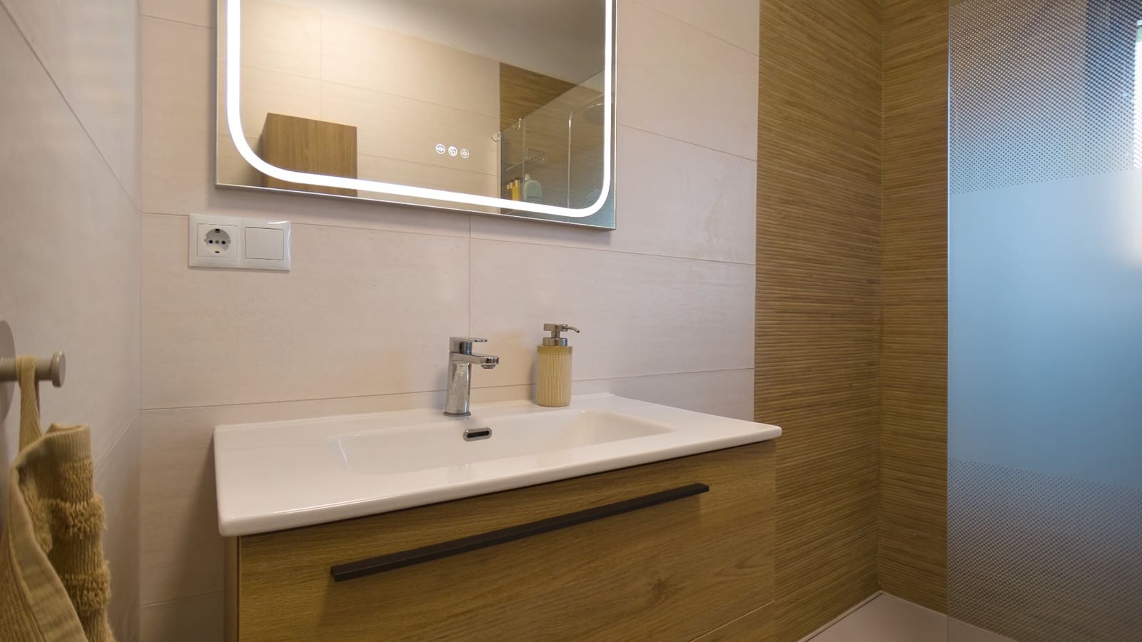 3 quarto Moradia para venda em La Marquesa com piscina - 435 000 € (Ref: 10132667)