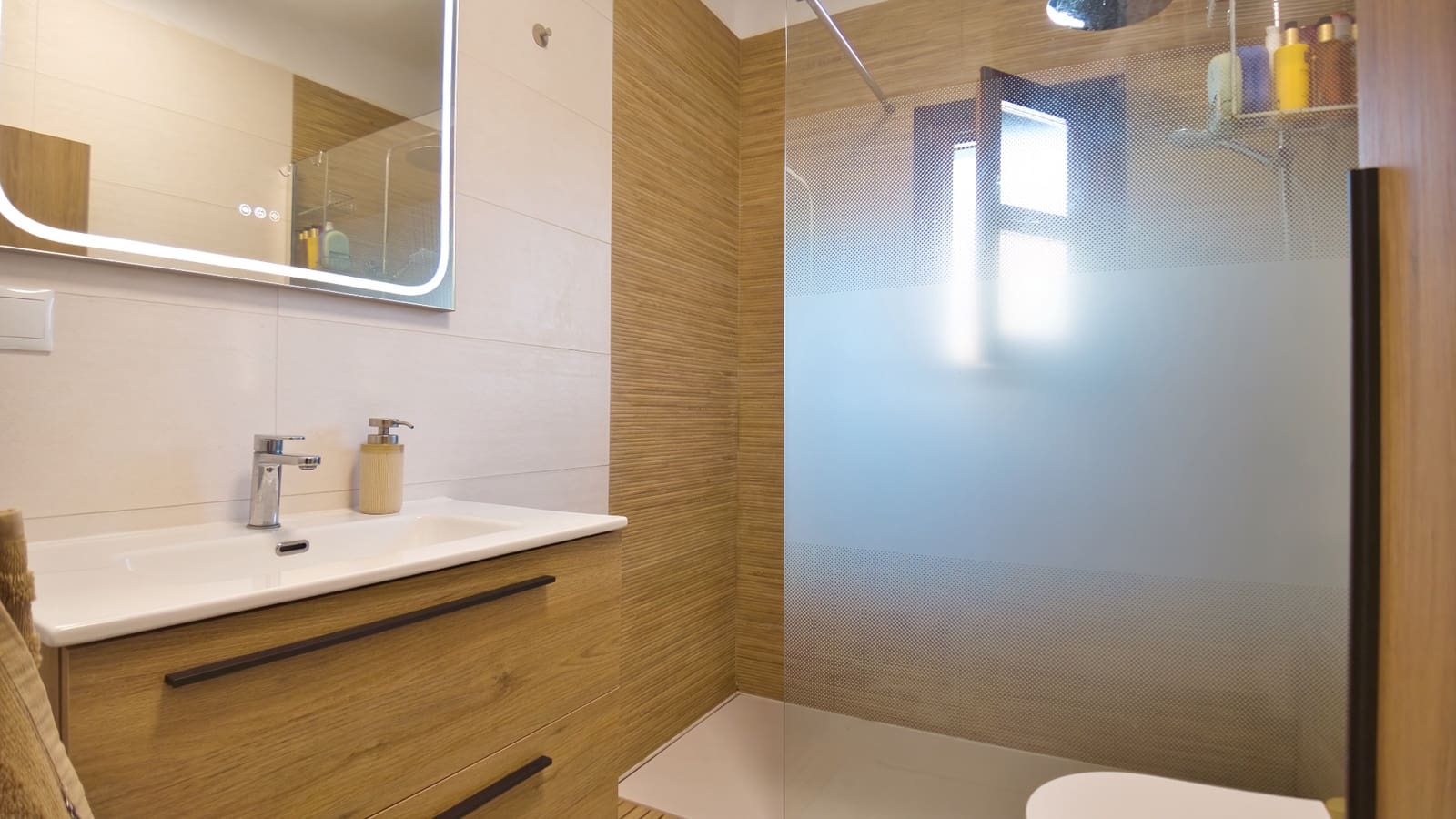 3 quarto Moradia para venda em La Marquesa com piscina - 435 000 € (Ref: 10132667)