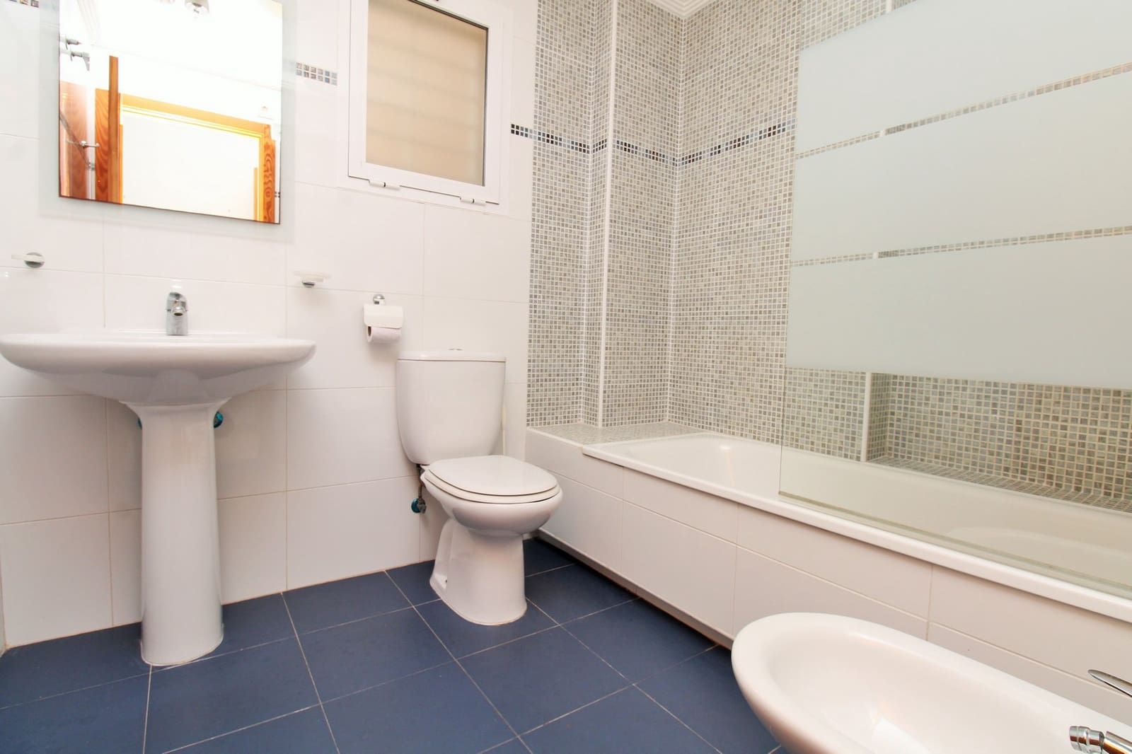 2 slaapkamer Appartement te koop in Villamartin met zwembad garage - € 184.900 (Ref: 10132671)