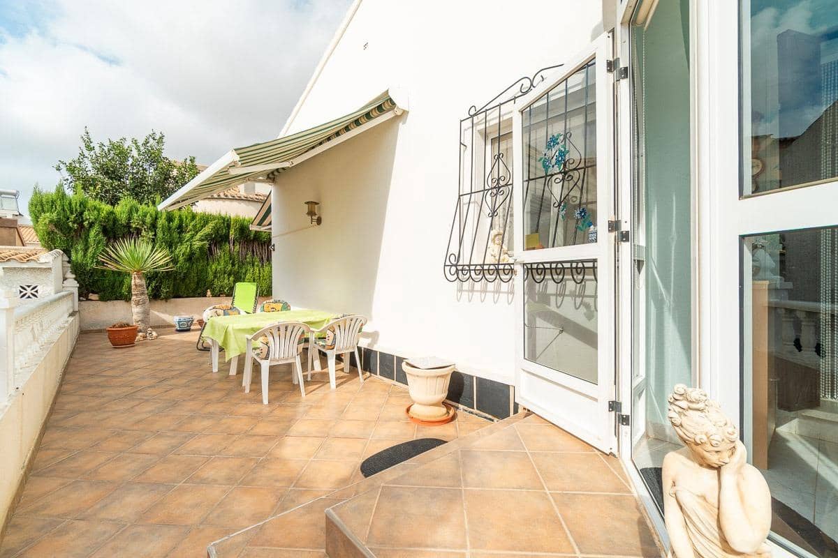 2 soveværelse Villa til salg i La Florida med garage - € 220.000 (Ref: 10141838)