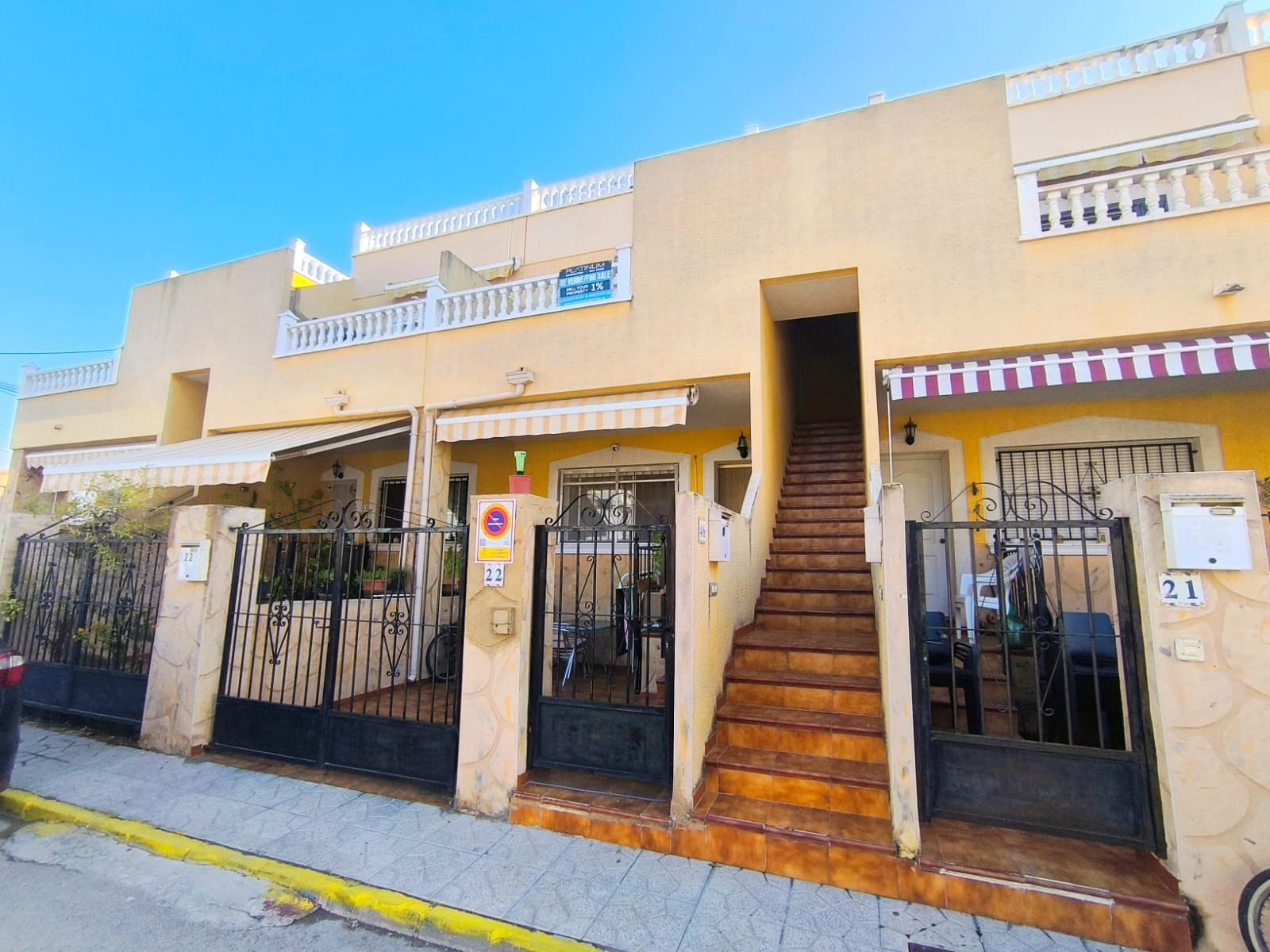 2 Zimmer Apartment zu verkaufen in San Bartolome mit Pool - 92.000 € (Ref: 10141843)