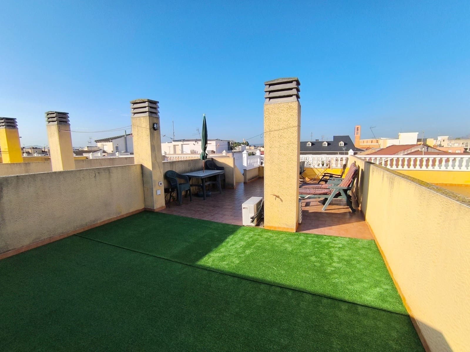 2 Zimmer Apartment zu verkaufen in San Bartolome mit Pool - 92.000 € (Ref: 10141843)
