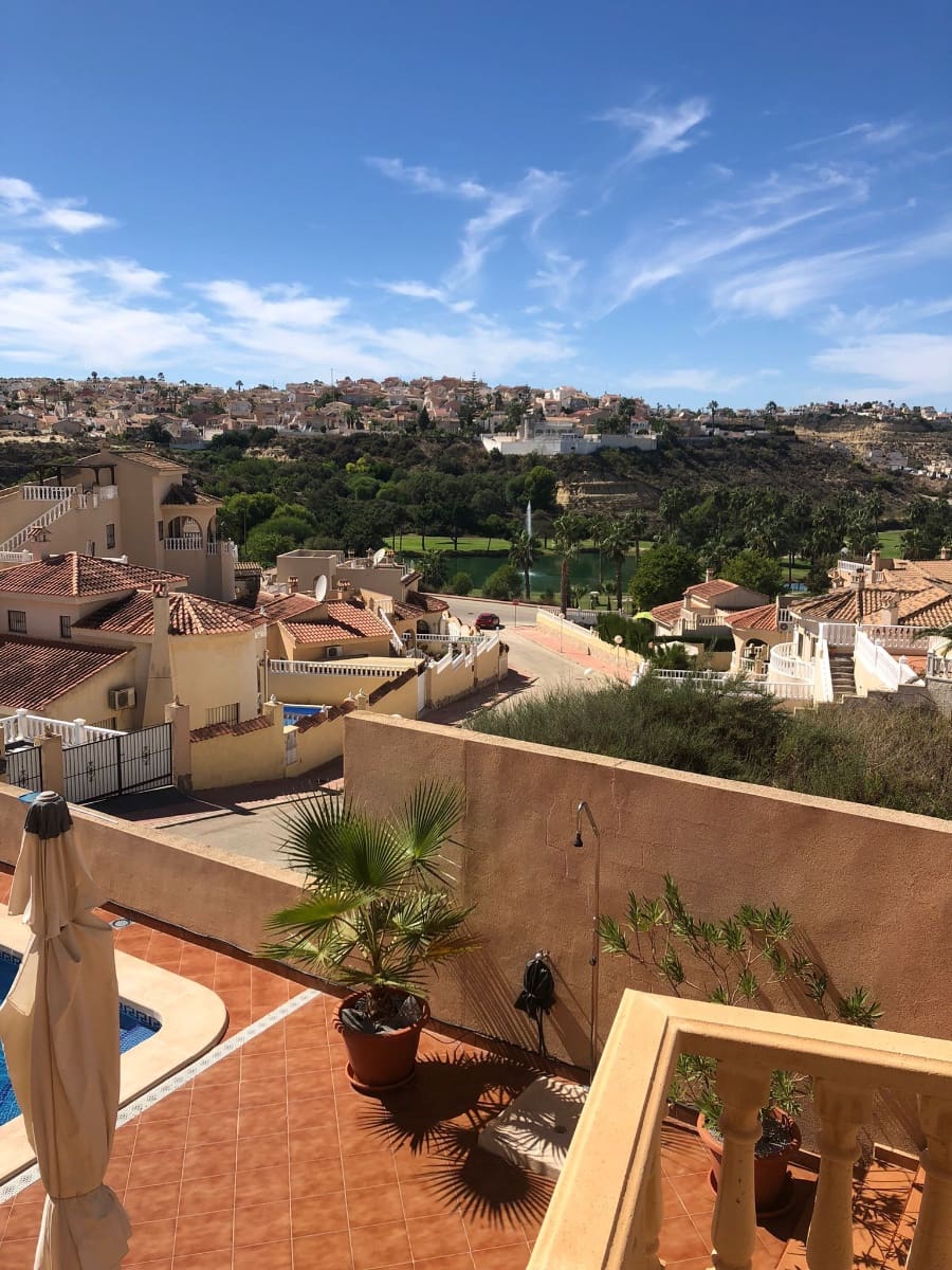 Chalet de 2 habitaciones en La Marquesa en venta con piscina - 284.950 € (Ref: 10148424)