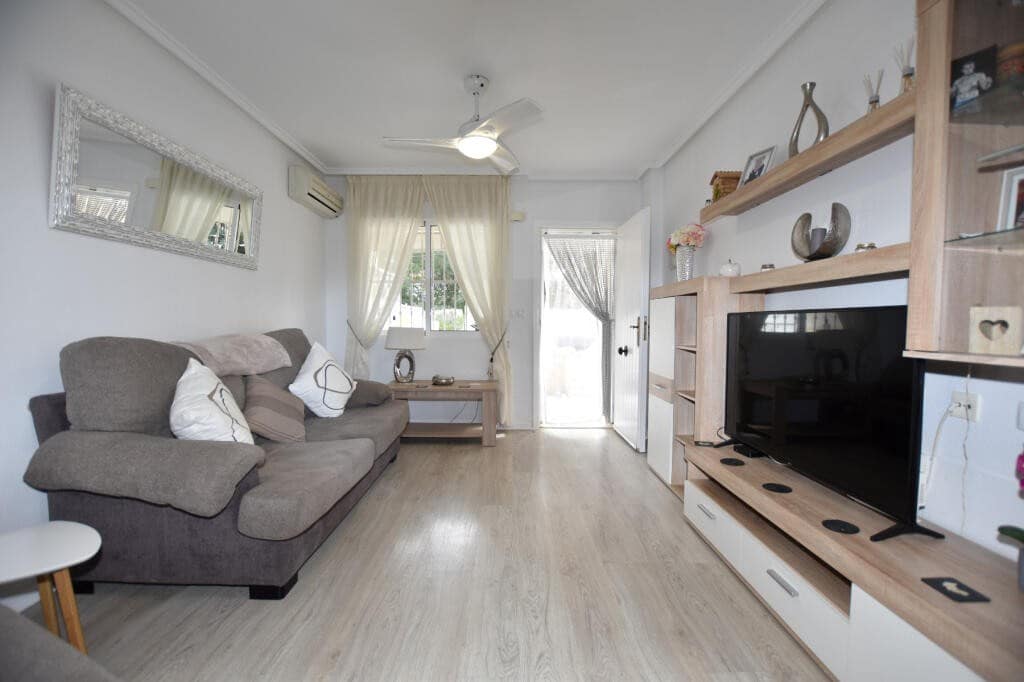 2 makuuhuone Omakotitalo myytävänä paikassa Algorfa mukana uima-altaan - 139 950 € (Ref: 10148426)