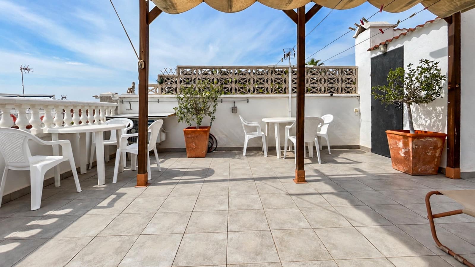 3 chambre Maison de Ville à vendre à Torrevieja - 165 000 € (Ref: 10148427)