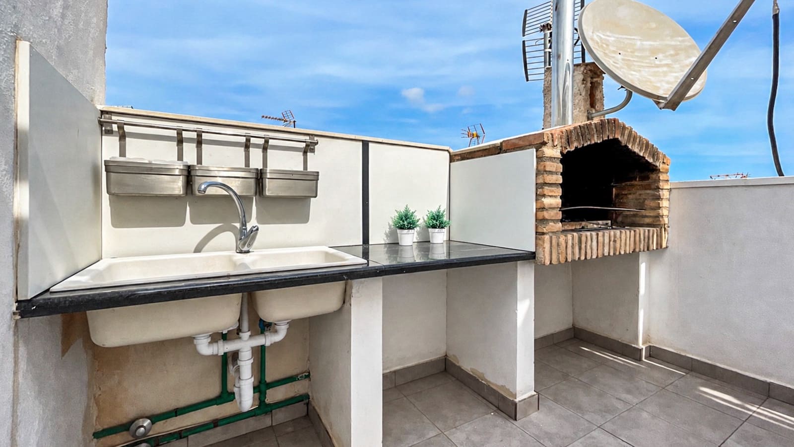 3 chambre Maison de Ville à vendre à Torrevieja - 165 000 € (Ref: 10148427)