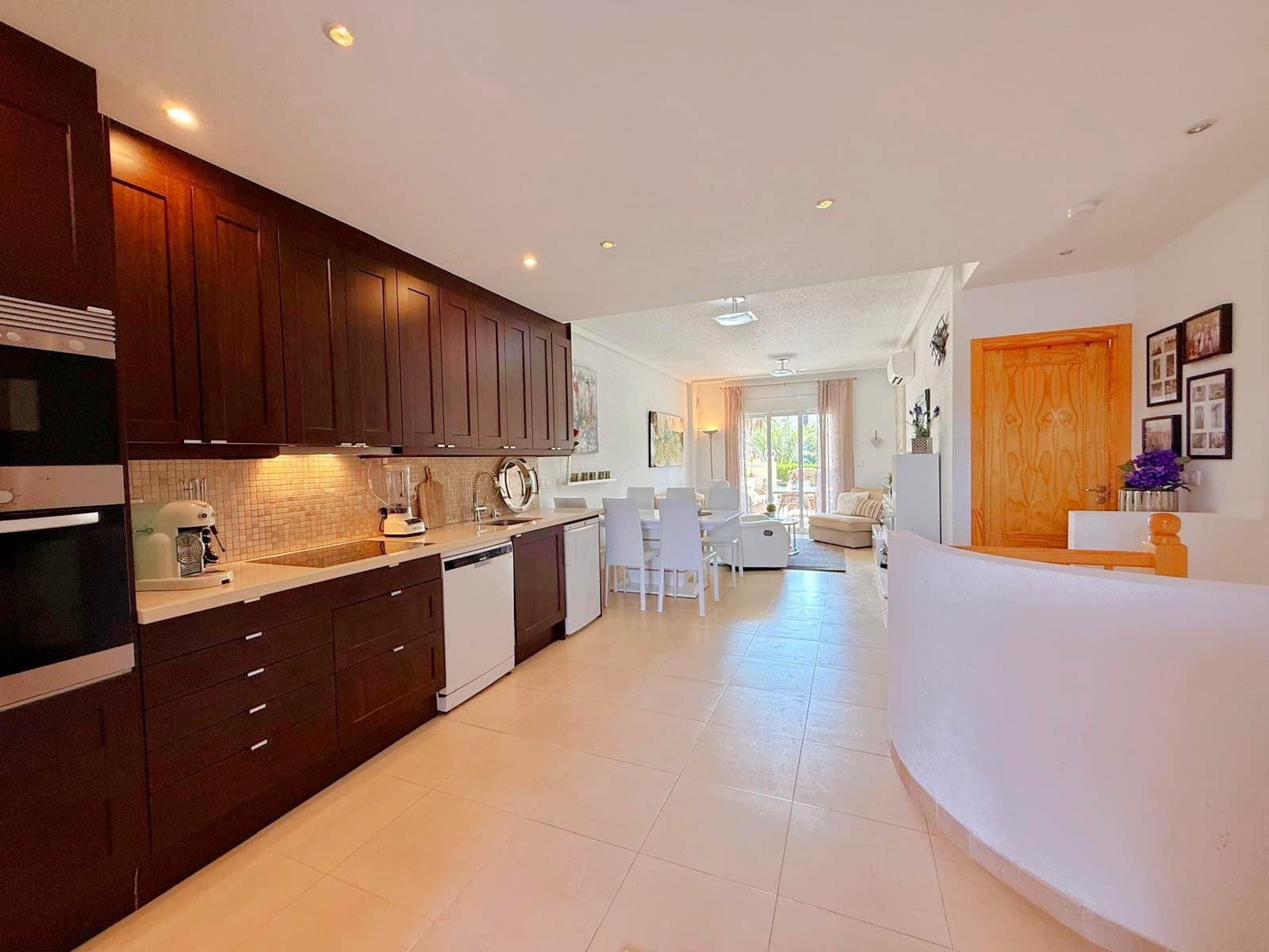 2 slaapkamer Appartement te koop in Villamartin met zwembad garage - € 279.000 (Ref: 10148430)