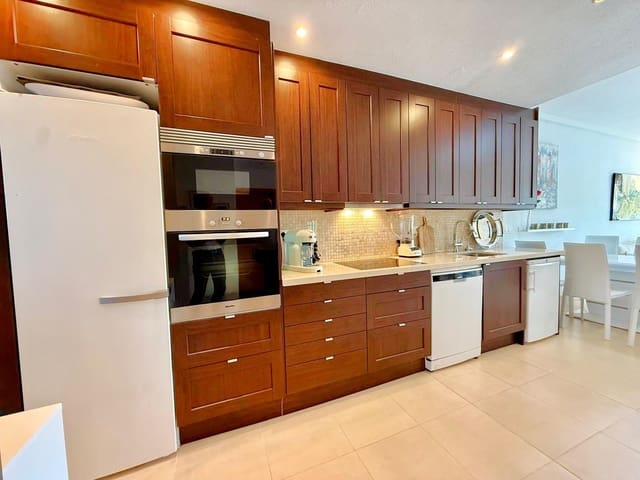 2 slaapkamer Appartement te koop in Villamartin, Orihuela met zwembad garage - € 279.000 (Ref: 10148430)