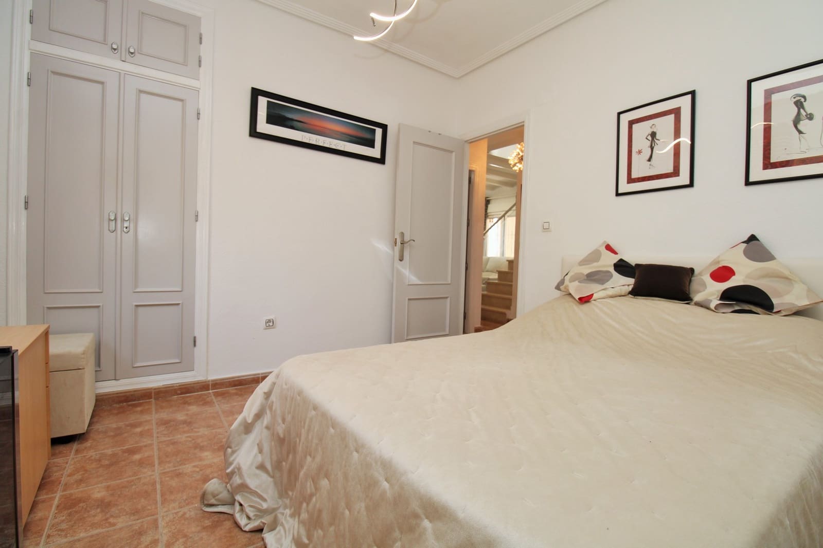 3 sovrum Villa till salu i Villamartin med pool garage - 299 950 € (Ref: 10150309)