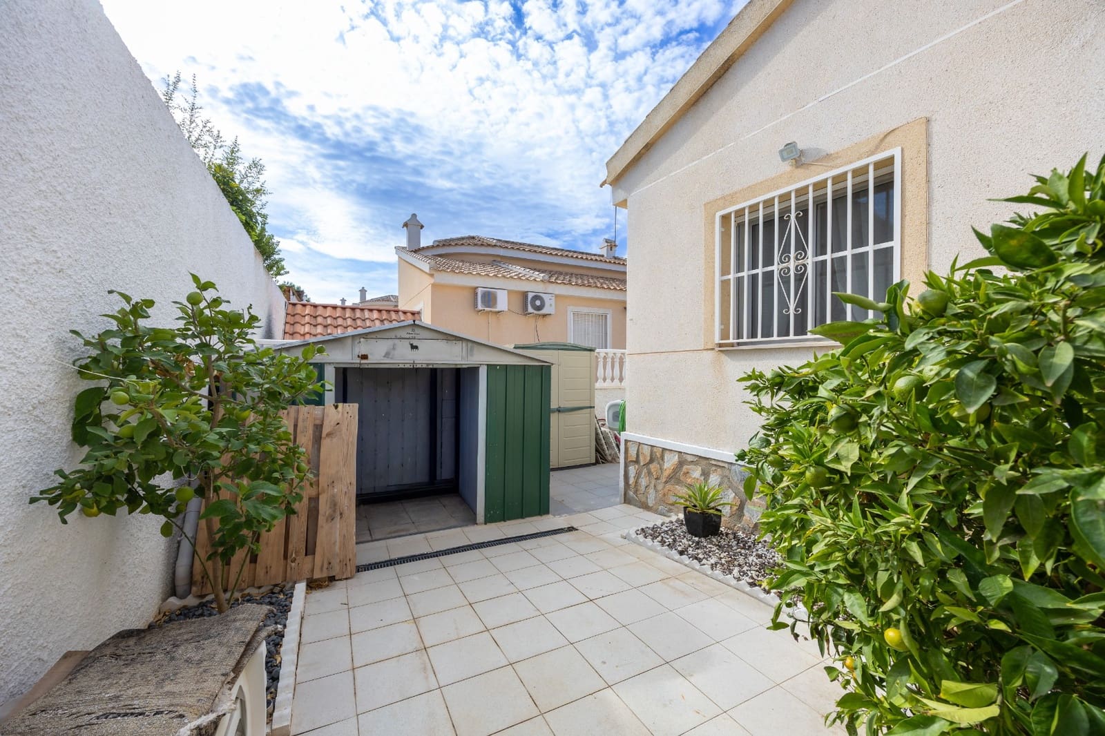 4 slaapkamer Villa te koop in Benijofar met zwembad - € 379.950 (Ref: 10150311)