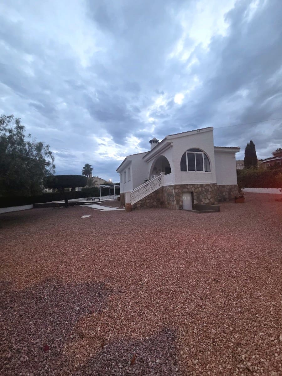 3 bedroom Villa for sale in Ciudad Quesada with pool garage - € 495,000 (Ref: 10157514)