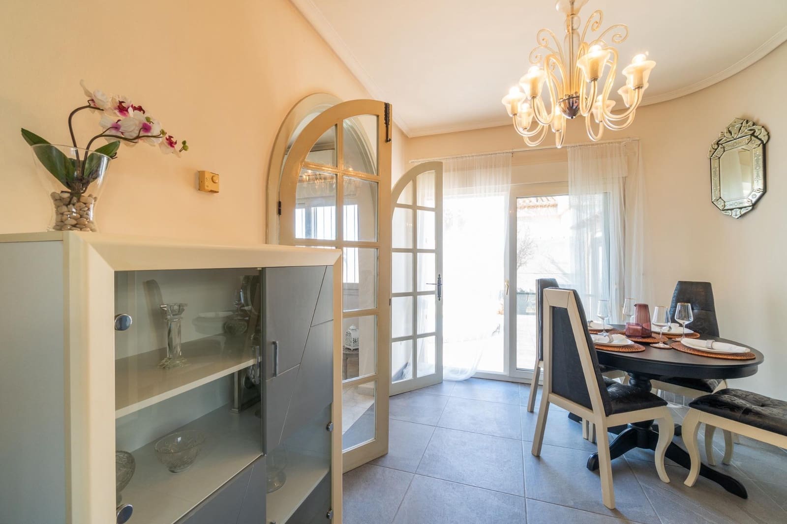 3 soveværelse Villa til salg i Playa Flamenca med swimmingpool garage - € 520.000 (Ref: 10161155)