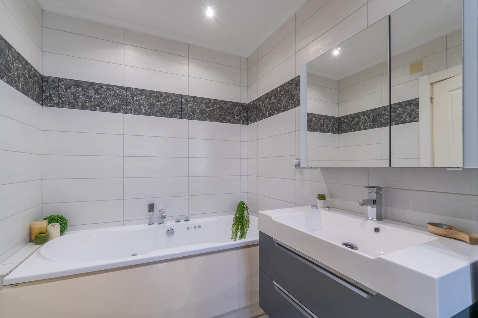 3 soveværelse Villa til salg i Playa Flamenca med swimmingpool garage - € 520.000 (Ref: 10161155)