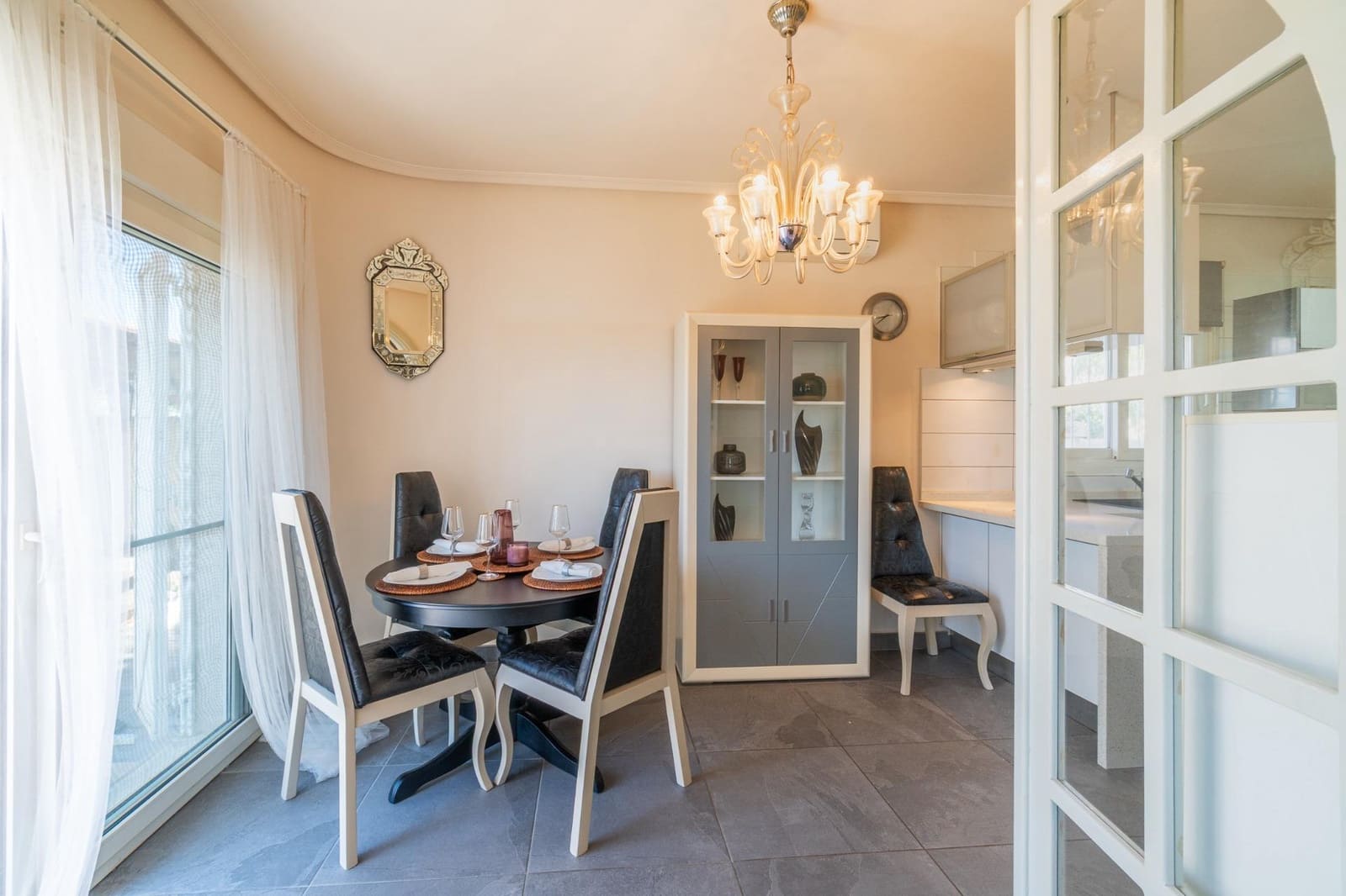 3 soveværelse Villa til salg i Playa Flamenca med swimmingpool garage - € 520.000 (Ref: 10161155)