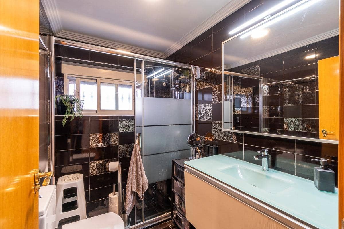 3 sovrum Lägenhet till salu i Torrevieja - 239 500 € (Ref: 10161157)