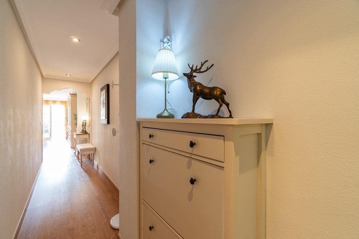 3 sovrum Lägenhet till salu i Torrevieja - 239 500 € (Ref: 10161157)
