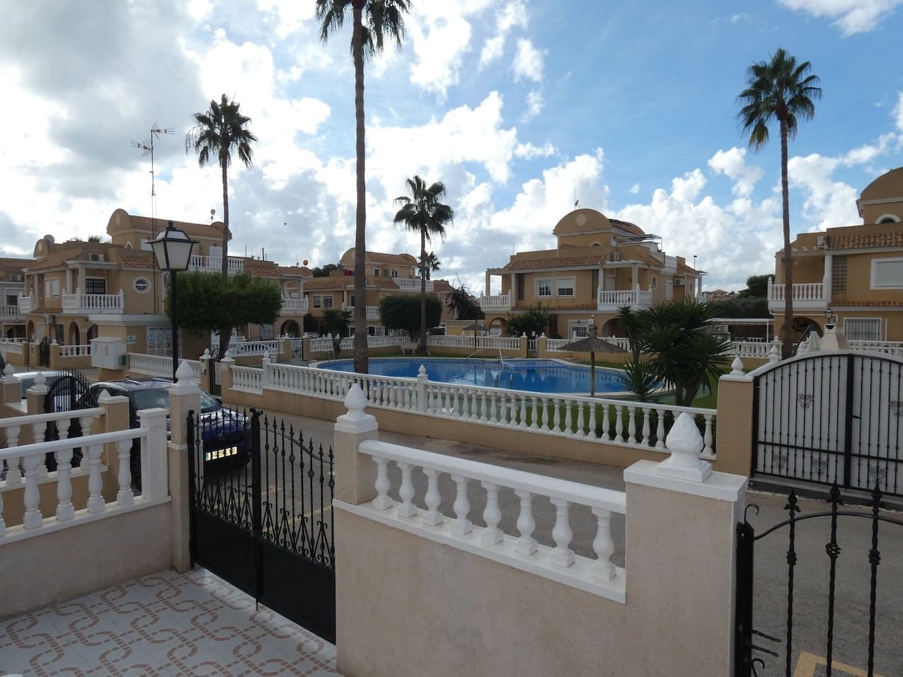 3 camera da letto Casa in vendita in Cabo Roig con piscina - 249.995 € (Rif: 10164776)