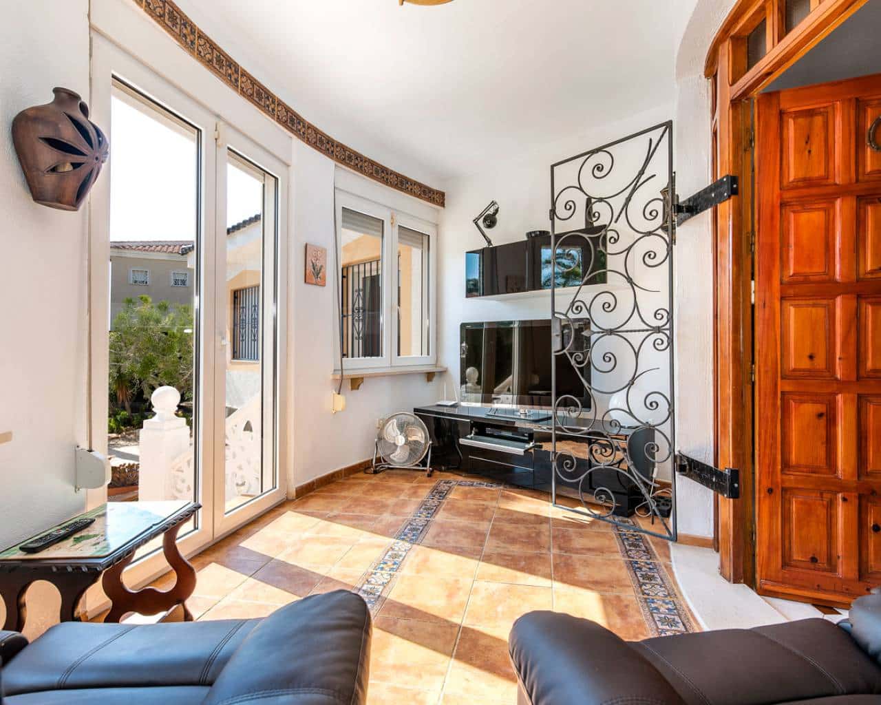 4 bedroom Villa for sale in Ciudad Quesada with pool garage - € 580,000 (Ref: 10164779)