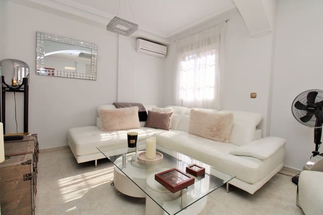 2 soveværelse Byhus til salg i Villamartin, Orihuela med swimmingpool garage - € 229.950 (Ref: 10174468)