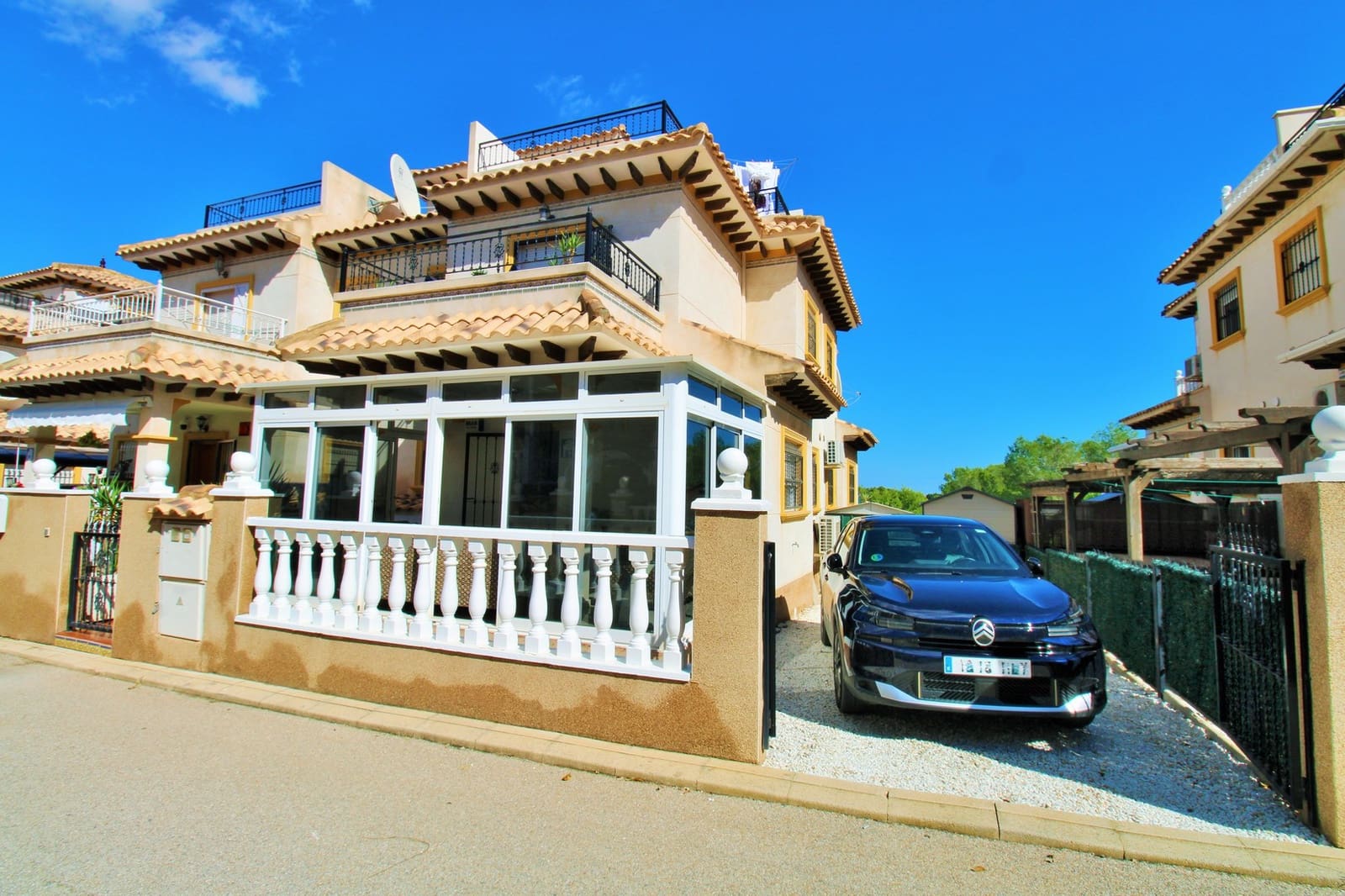 2 soveværelse Byhus til salg i Villamartin med swimmingpool garage - € 229.950 (Ref: 10174468)