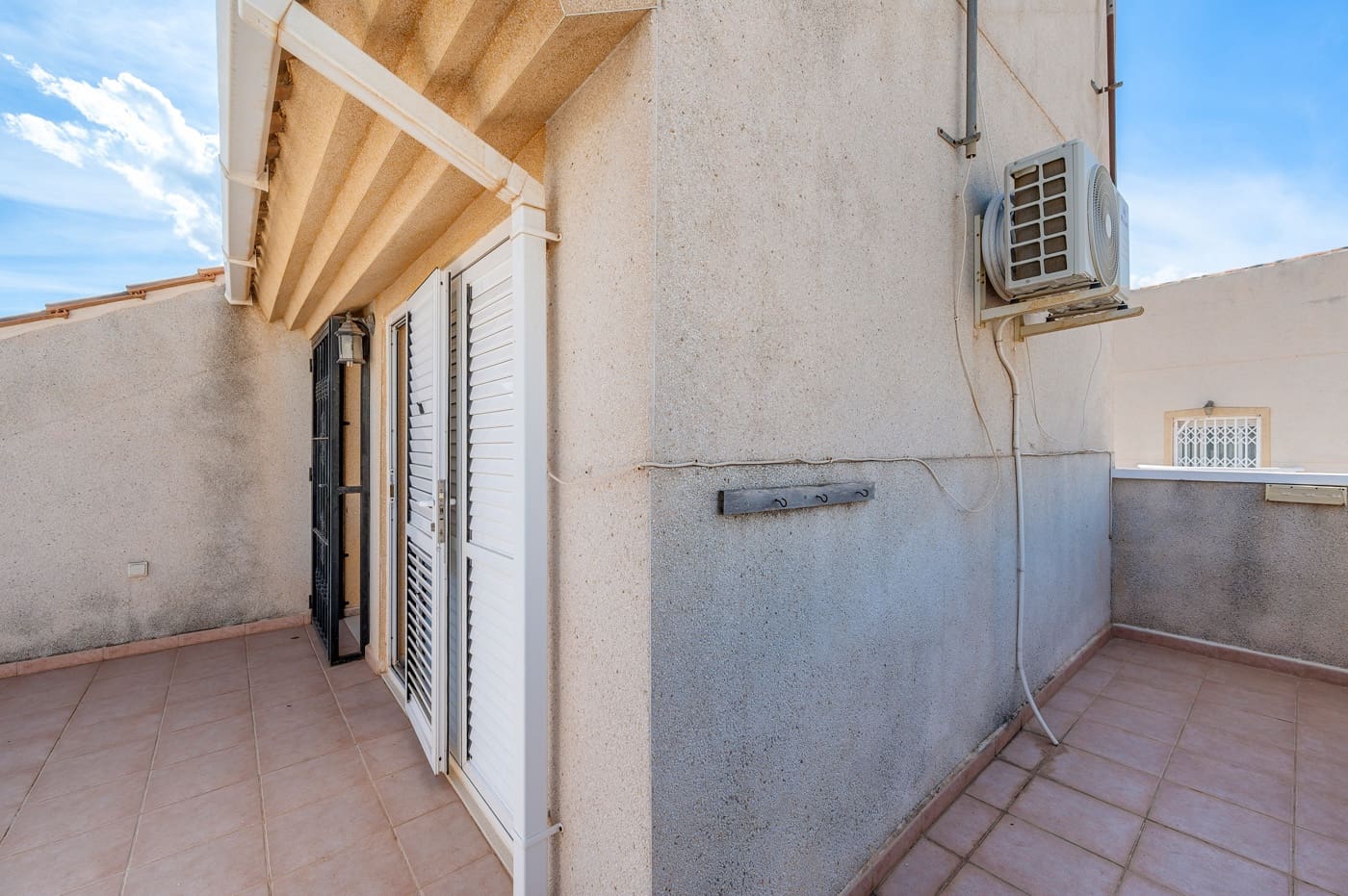 2 slaapkamer Villa te koop in Ciudad Quesada met zwembad garage - € 169.000 (Ref: 10174470)