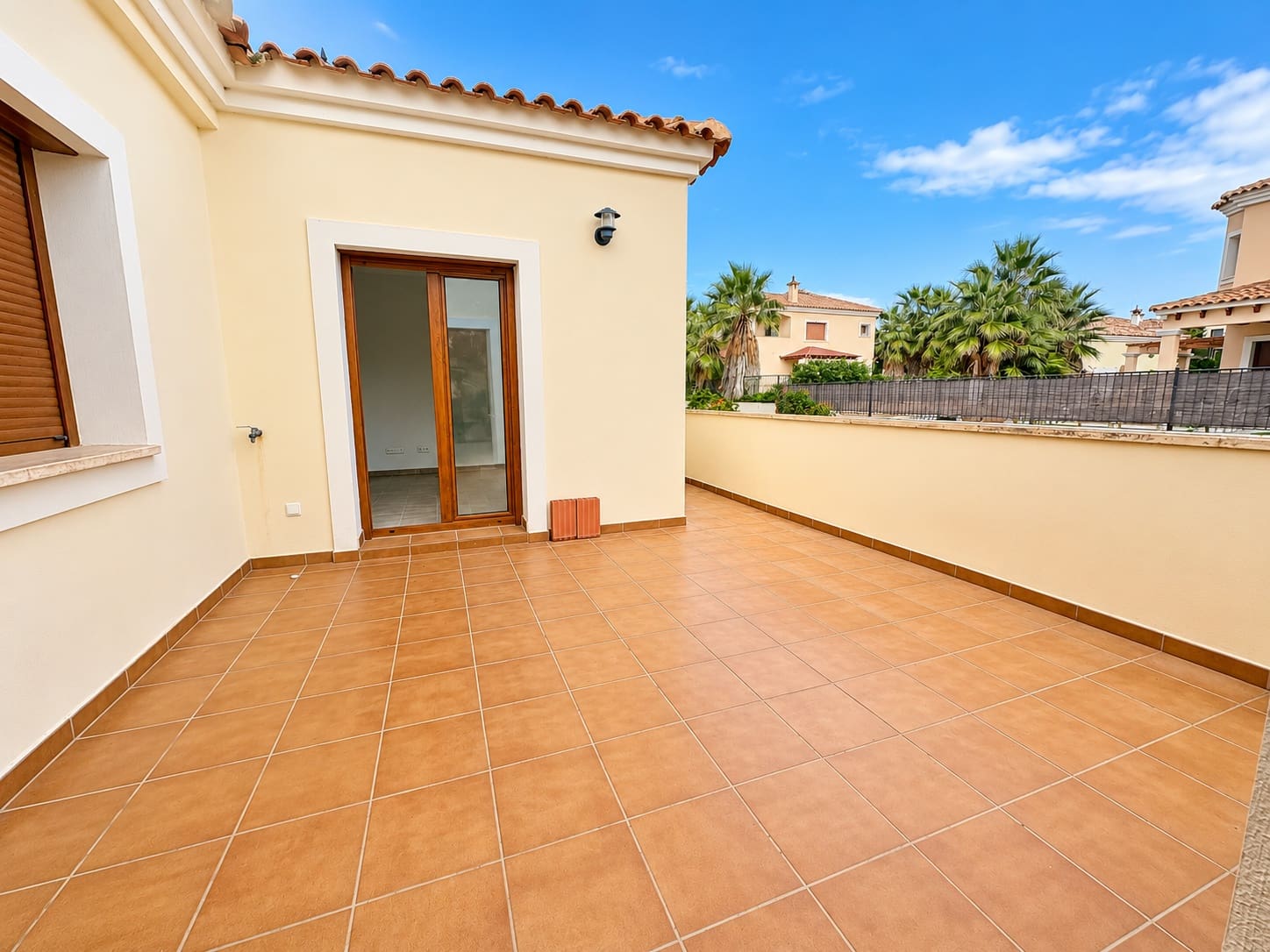 4 bedroom Villa for sale in Banos y Mendigo with pool garage - € 430,000 (Ref: 10174471)