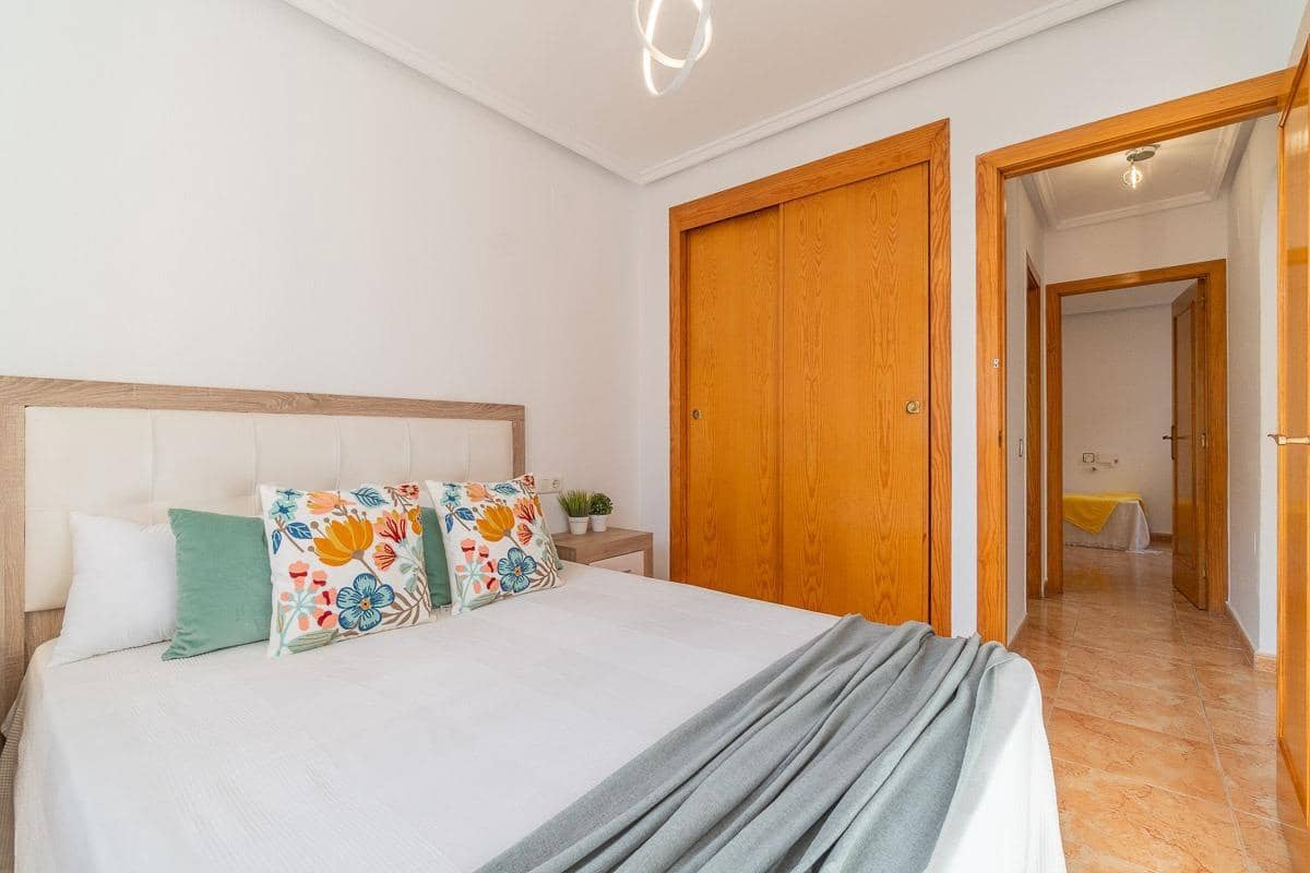 2 chambre Villa/Maison à vendre à El Limonar avec piscine garage - 129 900 € (Ref: 9251972)