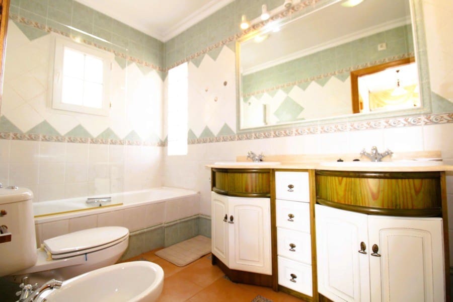 3 slaapkamer Villa te koop in Los Dolses met zwembad - € 369.000 (Ref: 9516108)