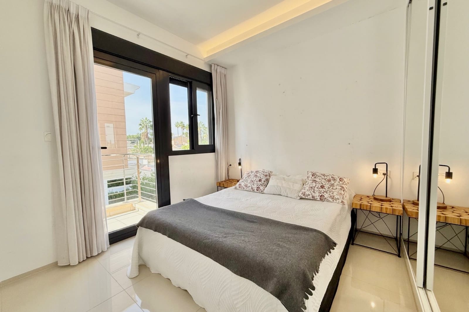 Casa de 3 habitaciones en Ciudad Quesada en venta con piscina garaje - 340.000 € (Ref: 9516112)